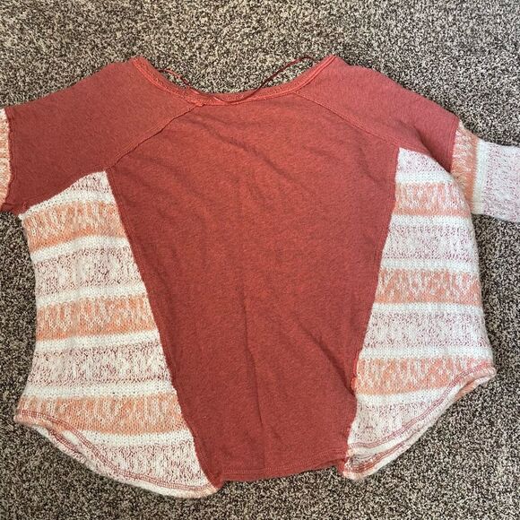 Free People Beautiful Sinner Sweater Women’s size small - Picture 6 of 8